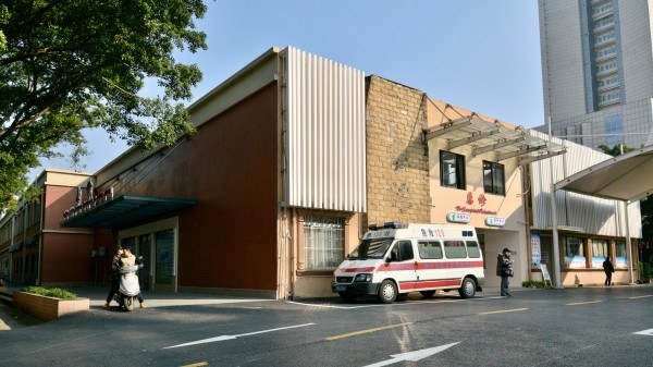 柳州市柳鐵中心醫(yī)院口腔科怎么樣？熱門醫(yī)生推薦+價(jià)格測(cè)評(píng)