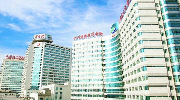 四川省人民醫(yī)院口腔方面很不錯(cuò)，患者評價(jià)好，讓人很放心